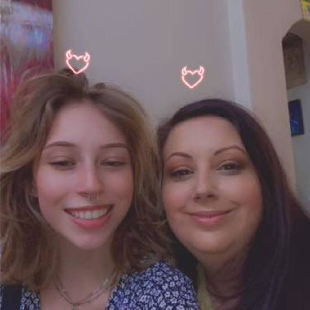 Meet your Posher, Denise